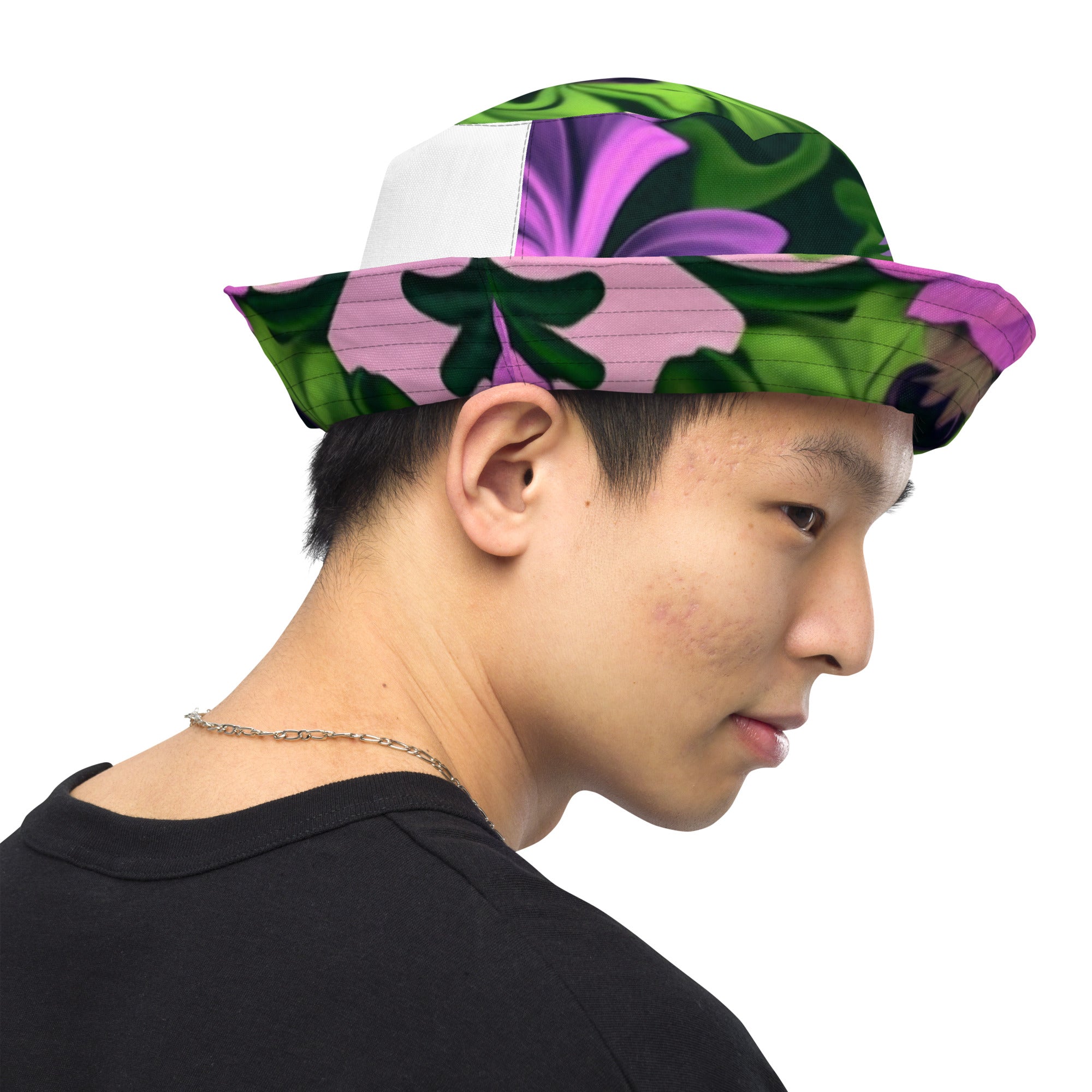Reversible bucket hat